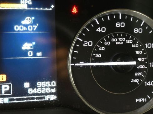 Used 2017 Subaru Impreza 2.0i Limited w/ Moonroof/BSD & Rcta/Eyesight image 16