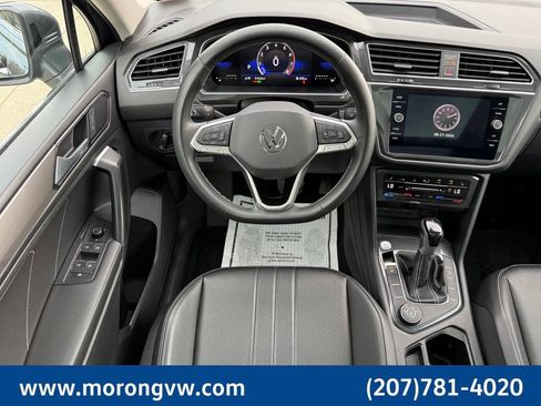 Used 2023 Volkswagen Tiguan SE w/ Panoramic Sunroof Package AWD/4WD image 32
