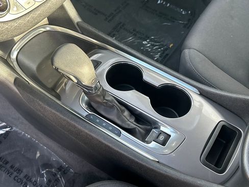 Used 2023 Chevrolet Malibu LT image 16