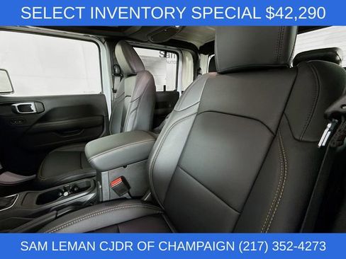 New 2026 Jeep Gladiator Sport image 20