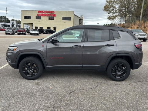 Used 2023 Jeep Compass Trailhawk w/ Trailhawk Elite Group image 5