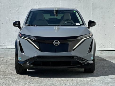 Used 2024 Nissan Ariya FWD image 8