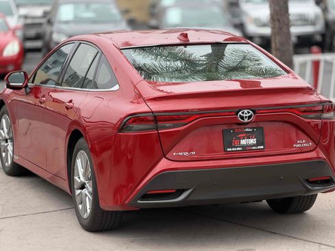 Used 2023 Toyota Mirai w/ Advanced Technology Package RWD image 6