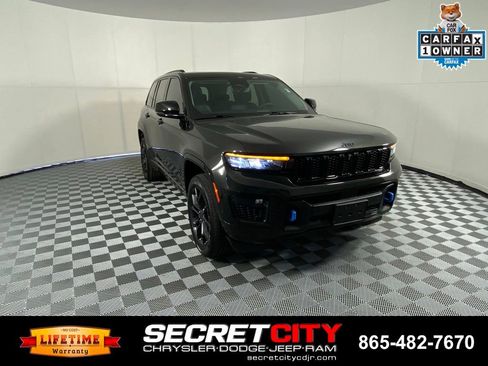 Used 2023 Jeep Grand Cherokee 30th Anniversary AWD/4WD image 1