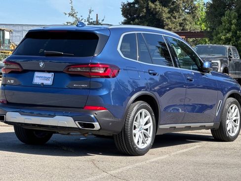 Used 2023 BMW X5 xDrive40i w/ Premium Package AWD/4WD image 5