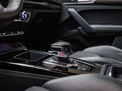 Used 2022 Audi SQ5 Premium Plus w/ Premium Plus Package image 25