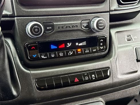 Used 2023 RAM ProMaster 2500 image 17
