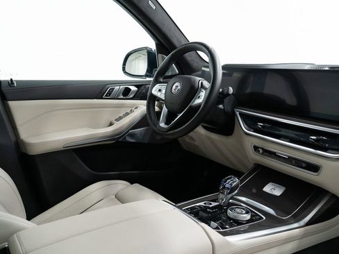 Used 2025 BMW ALPINA XB7 AWD/4WD image 29