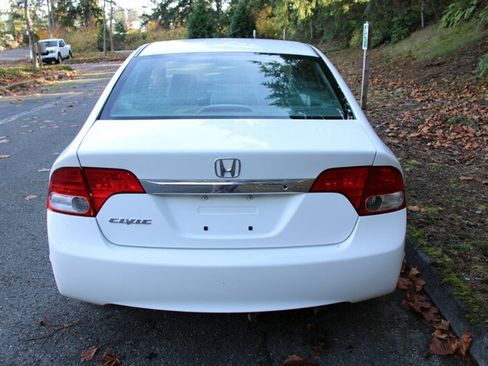 Used 2009 Honda Civic DX-VP image 10