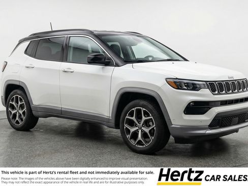 Used 2025 Jeep Compass Limited image 1