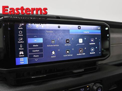 Used 2024 Jeep Wrangler Unlimited AWD/4WD image 19