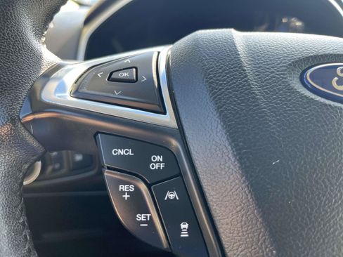 Used 2019 Ford Edge SEL w/ Equipment Group 201A FWD image 17
