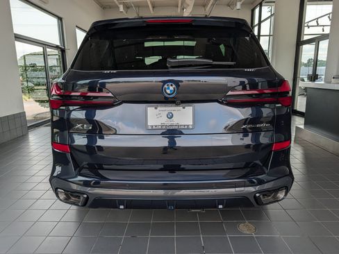 New 2026 BMW X5 xDrive50e w/ M Sport Package AWD/4WD image 3