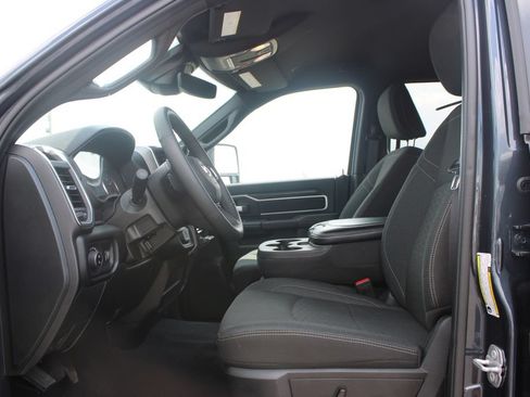Used 2025 RAM 2500 Big Horn AWD/4WD image 19