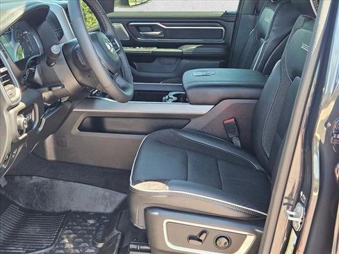 Used 2026 RAM 1500 Laramie w/ Night Edition AWD/4WD image 17