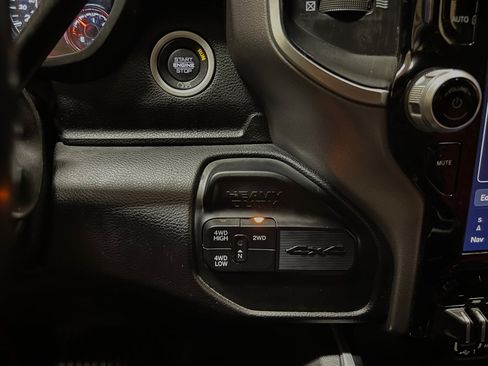 Used 2024 RAM 2500 Big Horn w/ Snow Chief Group AWD/4WD image 34