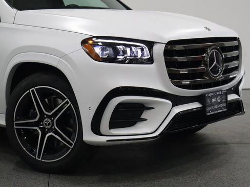 New 2026 Mercedes-Benz GLS 450 4MATIC image 3