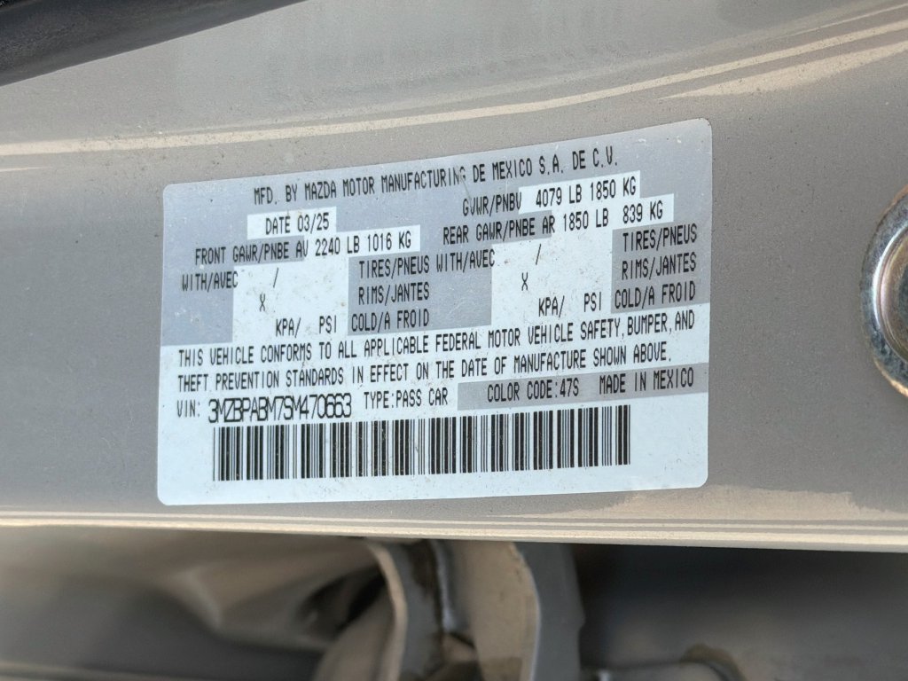 Used 2025 MAZDA MAZDA3 s FWD image 33