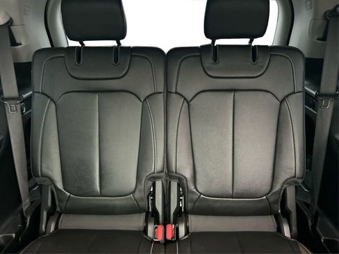 Used 2023 Jeep Grand Cherokee L Limited w/ Black Appearance Package image 40