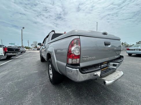 Used 2015 Toyota Tacoma PreRunner image 12