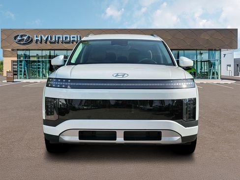 New 2026 Hyundai Ioniq 9 SE AWD/4WD image 12