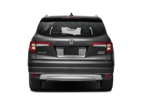 Used 2019 Honda Pilot Touring image 5