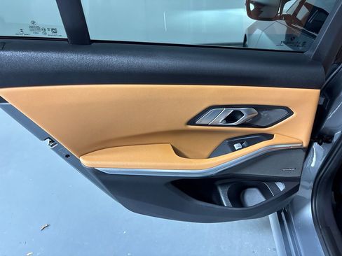 Used 2025 BMW M340i w/ Premium Package image 30