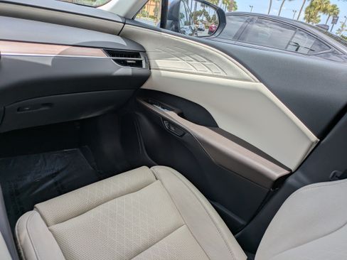 Used 2023 Lexus RX 350 w/ Cold Area Package AWD/4WD image 17