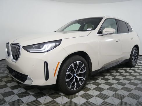 Used 2025 BMW X3 xDrive30i w/ Convenience Package AWD/4WD image 7