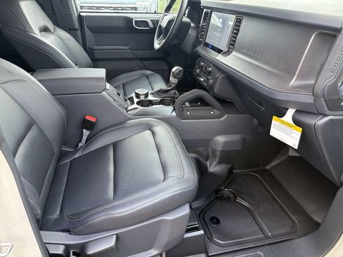 New 2026 Ford Bronco Big Bend w/ Black Diamond Package AWD/4WD image 15