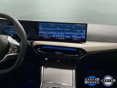 Used 2025 BMW i4 xDrive40i image 14