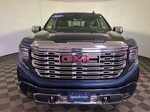 Used 2023 GMC Sierra 1500 Denali w/ Denali Reserve Package AWD/4WD image 2