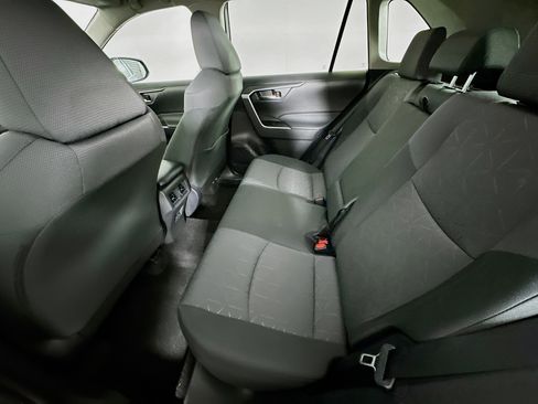 Used 2025 Toyota RAV4 XLE w/ Convenience Package image 29