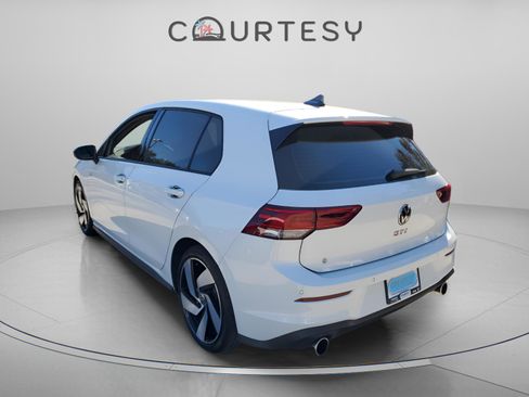 Used 2025 Volkswagen Golf S image 2