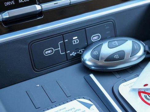 New 2026 Hyundai Santa Fe SEL image 19