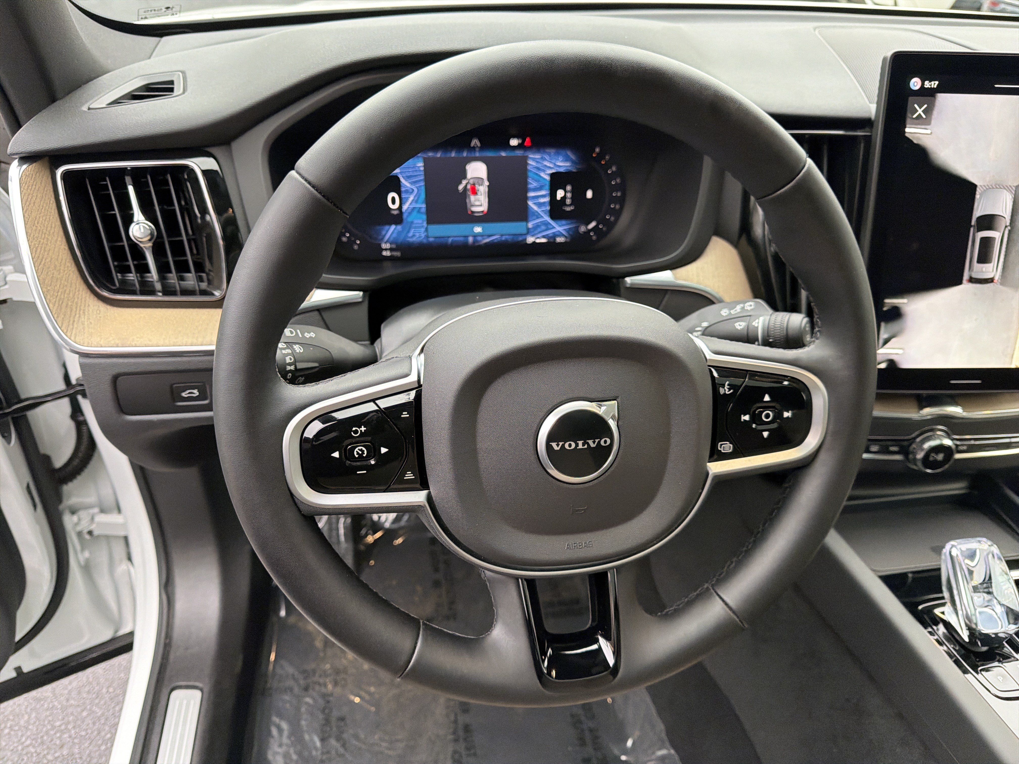 Certified 2026 Volvo XC60 B5 Plus w/ Protection Package Premier AWD/4WD image 18
