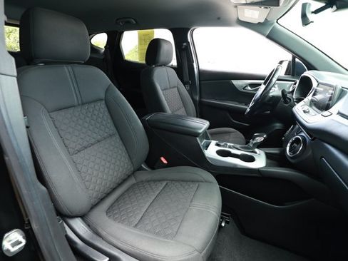 Used 2020 Chevrolet Blazer LT FWD image 26