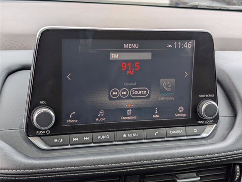 Used 2021 Nissan Rogue SV w/ Premium Package image 29