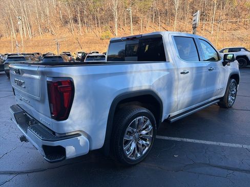 New 2026 GMC Sierra 1500 Denali image 4