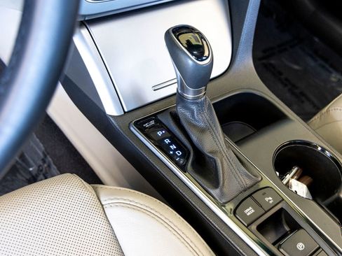 Used 2017 Hyundai Sonata Limited w/ Ultimate Package 04 image 18