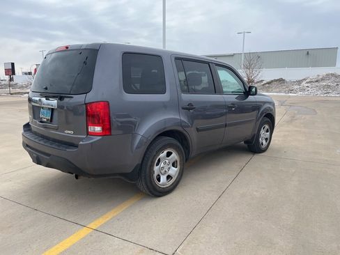 Used 2015 Honda Pilot LX image 3