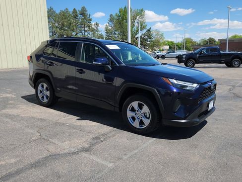 Used 2023 Toyota RAV4 XLE w/ Convenience Package AWD/4WD image 18