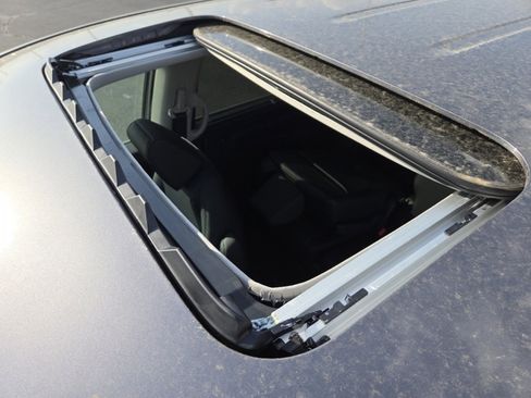 New 2026 Honda Odyssey EX-L image 4