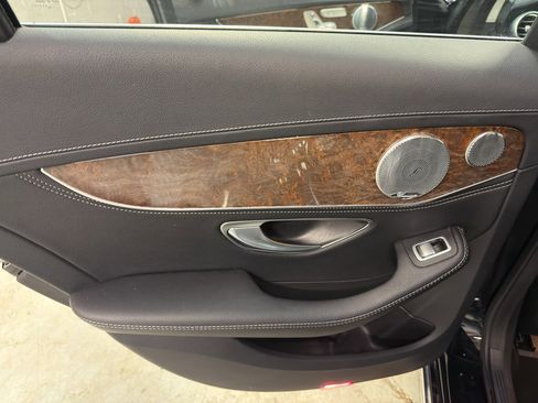 Used 2015 Mercedes-Benz C 300 Luxury image 27