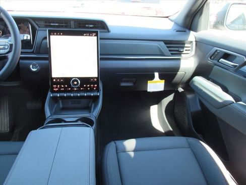 New 2026 GMC Terrain AT4 w/ Convenience Package III AWD/4WD image 14