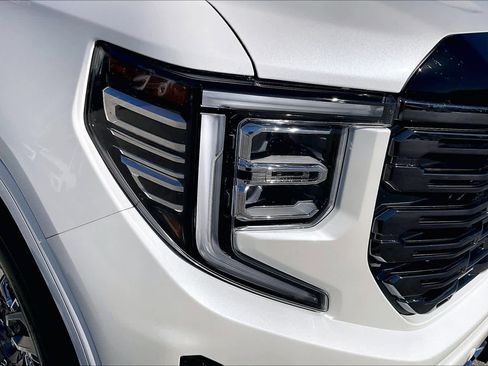 Certified 2025 GMC Sierra 1500 Denali Ultimate image 26