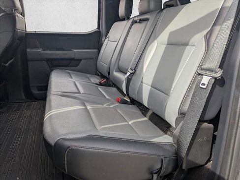 Used 2021 Ford F150 Lariat w/ Max Trailer Tow Package image 14