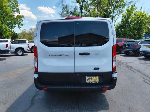 Used 2022 Ford Transit 350 XLT RWD image 8