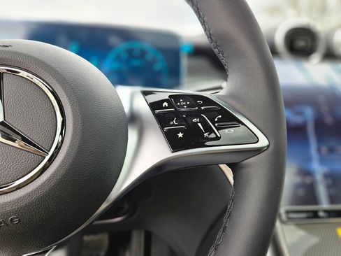 New 2026 Mercedes-Benz GLC 300 4MATIC image 26