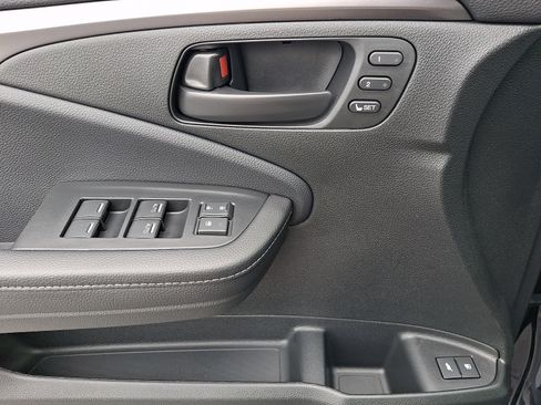 Certified 2024 Honda Passport EX-L image 12
